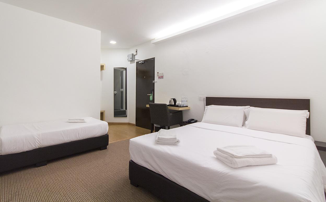 Hotel Raub Since 1968 מראה חיצוני תמונה